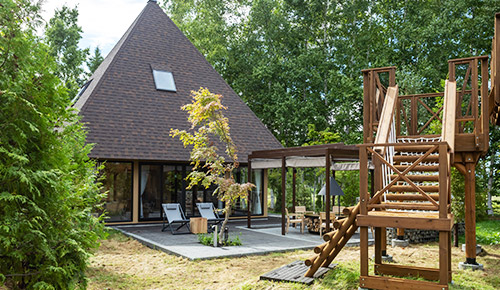 【イズバ棟】ヴィラ・ツリーハウス付 全3室・定員4名